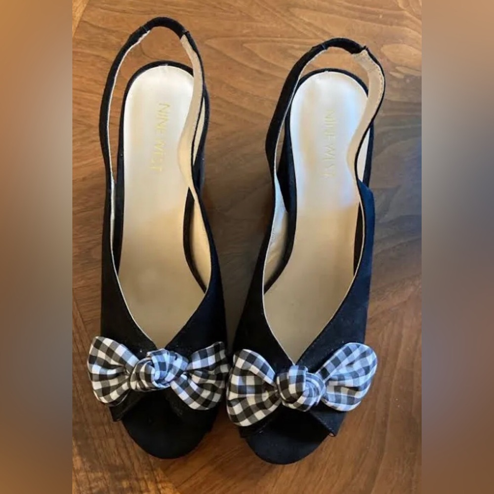 Nine West Black Suede Heels. Size seven